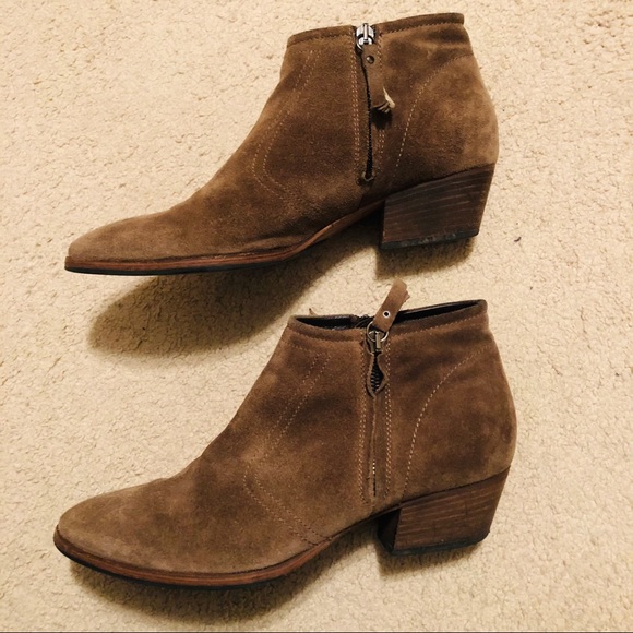 Aquatalia Suede Booties - size 9 - Picture 6 of 7